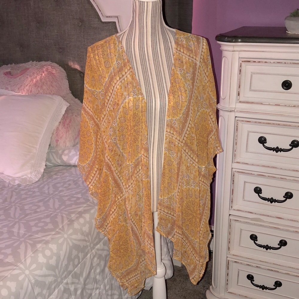 - Umgee Sheer Kimono -